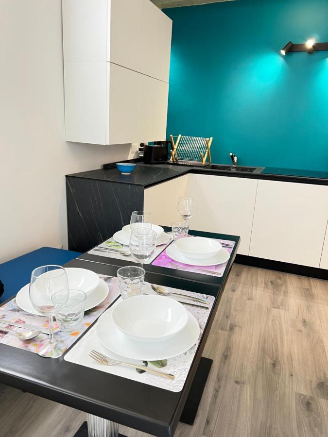 Blue Sapphire Como Cozy Flat In Center Of City Apartment Ngoại thất bức ảnh